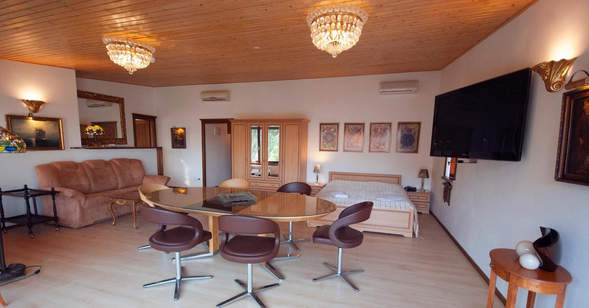 Panoramic Castle Suite With Free Private Parking Bratislava Exterior foto